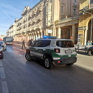 Cuneo, travolge un pedone sulle strisce e non si ferma: individuato l’uomo alla guida Cuneo, travolge un pedone sulle strisce e non si ferma: individuato l’uomo alla guida