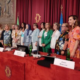 Cervasca a fianco dell'Iran nella ribellione: anche l'assessore Martini a Roma per l'incontro con Maryam Rajavi