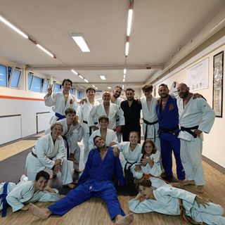 Il gruppo partecipante al "judo estivo" con il Maestro Leonardo Nicosia