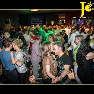 Dove ballare Salsa Bachata e Kizomba?  Il venerdì caraibico è al Jocasta