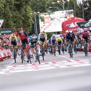 Ad Alba si presenta la tappa Alba–Limone Piemonte della corsa ciclistica “La Vuelta a España” Ad Alba si presenta la tappa Alba–Limone Piemonte della corsa ciclistica “La Vuelta a España”