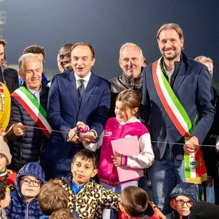 Lagnasco, il paese dello sport: inaugurato il campo sportivo e gli spogliatoi, in attesa della palestra