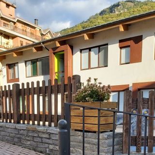 Monterosso Grana, ultimati i lavori di manutenzione nella “Scuola di Valle” [FOTO]