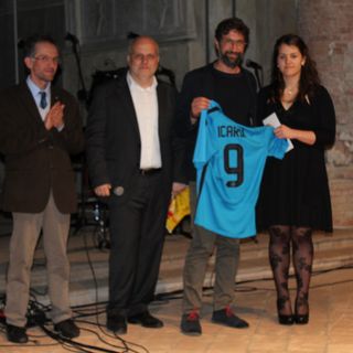 La maglia autografata del capitano dell'Inter per Andrea, lo studente di Alba che lotta contro la leucemia