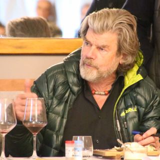 Il grande alpinista Reinhold Messner ospite nel novembre 2017 al "Cuneo Montagna Festival" di Cuneo con il supporto organizzativo del "Nuovi Mondi Festival" di Valloriate
