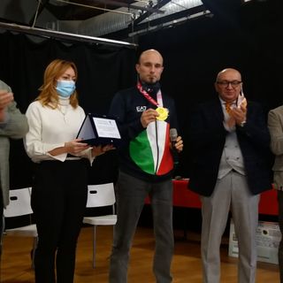 Gli auguri di Natale alle associazioni morettesi con Diego Colombari