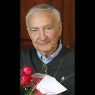 "Grazie a medici, infermieri e volontari che hanno assistito mio marito in questi anni"