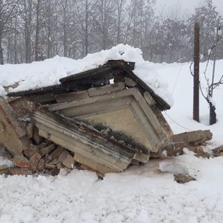 L'appello di Italia Nostra: "Ricostruite il pilone di Monforte distrutto da un camion"