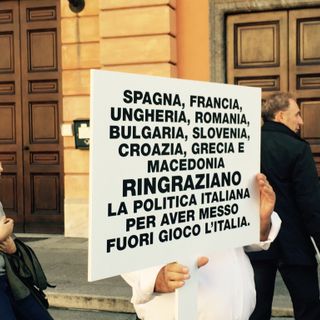 Alba: Piazza Vittorio Veneto occupata da una protesta sulla nuova legge del Tartufo (VIDEO)