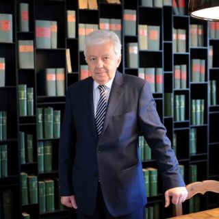 L'avvocato albese Roberto Ponzio, relatore per l'Unitre Alba Pompeia L'avvocato albese Roberto Ponzio, relatore per l'Unitre Alba Pompeia