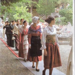 Demonte: al via la sfilata "L'abito da sposa racconta"