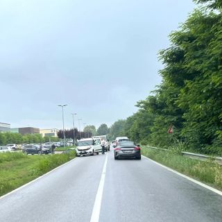 Traffico rallentato lungo la Sp7 per un incidente ai piedi dell’ospedale di Verduno