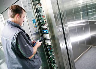 Gli incidenti sul lavoro, una piaga difficile da arginare: il commento di un esperto