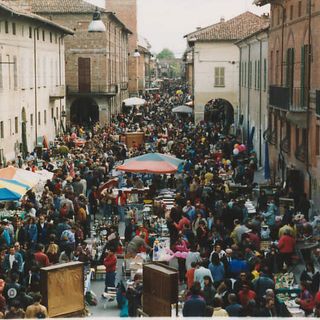 Mercato dell'antiquariato, Cherasco Mercato dell'antiquariato, Cherasco