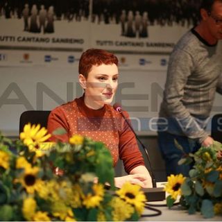 Arisa in concerto al Colle di Gilba per l'ultima tappa del suo tour estivo