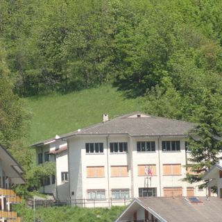 La scuola di Sampeyre e le immagini dei lavori