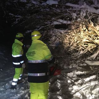 Neve nel Saluzzese: notte di lavoro per il Soccorso Radio Saluzzo ed i Vigili del fuoco