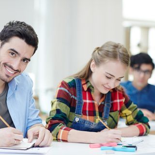 Sempre più studenti nel cuneese scelgono la soluzione del diploma in un anno