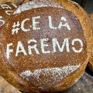 Contro il Coronavirus #celafaremo, ditelo con il pane appena sfornato da Gianfranco Fagnola