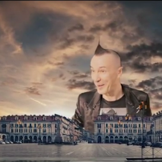 Tutti a Cuneo per l'Illuminata 2016: ecco il video con protagonista Arturo Brachetti