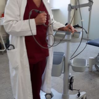 Il videolaringoscopio donato dalla ditta Astesana all'ospedale di Saluzzo