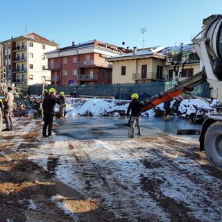 A Busca prende forma il progetto del nuovo polo scolastico: avviata la posa delle fondazioni