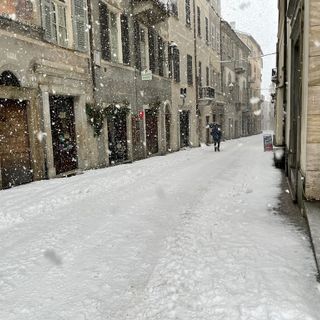 Mondovì, il Comune diffonde un vademecum da rispettare in caso di nevicate