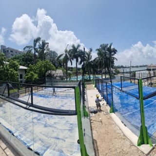 Campi da padel in Tanzania made in Peraria, azienda di Villafalletto