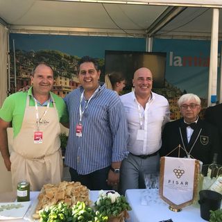 Cena di gemellaggio e solidarietà Liguria-Piemonte per la raccolta fondi a favore della Protezione civile di Genova