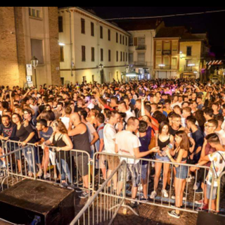 Canale, successo oltre le aspettative per l’edizione 2019 della "Notte Rosa" Canale, successo oltre le aspettative per l’edizione 2019 della "Notte Rosa"