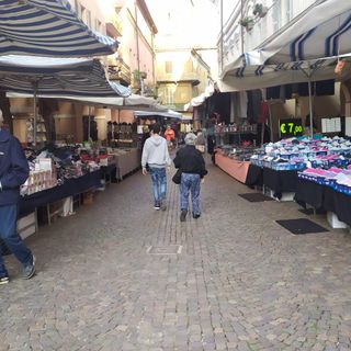 Confesercenti Cuneo: &quot;Il commercio su aree pubbliche è ormai in ginocchio&quot;