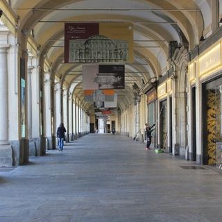 L’allarme di Confesercenti: “La pandemia fa crollare i consumi dei piemontesi: 5.000 euro in meno a famiglia nel 2020”