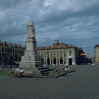 Piazza Galimberti, cuore della città di Cuneo