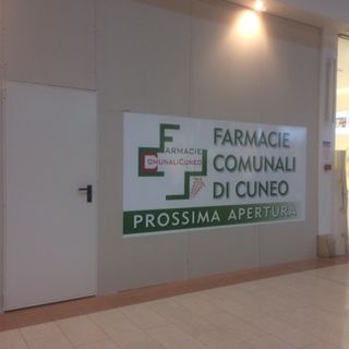 Il Comune gioca d'anticipo sulla questione farmacie comunali: prossima apertura all'Auchan