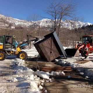 Vento forte in Val Gesso: ingenti danni al Centro Fondo di Entracque, frazioni di Valdieri senza corrente