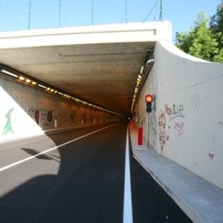 Cuneo, “risolto il problema del lancio di oggetti dal viadotto della Est/Ovest”