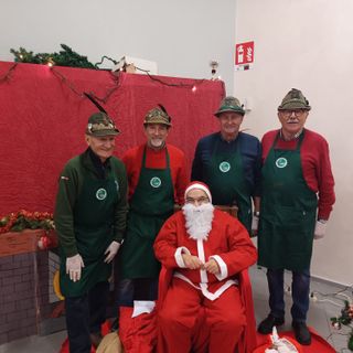 Il centro educativo post-scolastico di Oasi Giovani ha salutato le Festività