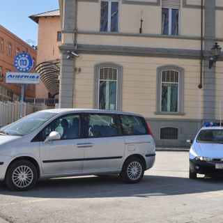 Ricettatore d'auto fermato dalla Mobile di Cuneo a bordo di una Fiat Ulysse rubato a gennaio