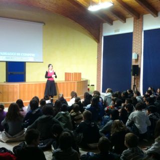 "In cortile" porta le differenze alla Scuola Media di Genola