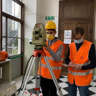 Hai la passione per il disegno tecnico e la progettazione? Allora dopo la scuola media scegli l'Istituto Tecnico per Geometri Virginio di Cuneo [VIDEO]