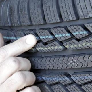 Gomme auto, a settembre è già tempo di pensare all’inverno Gomme auto, a settembre è già tempo di pensare all’inverno
