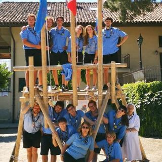 Compiti a casa con l'aiuto del gruppo scout Canale