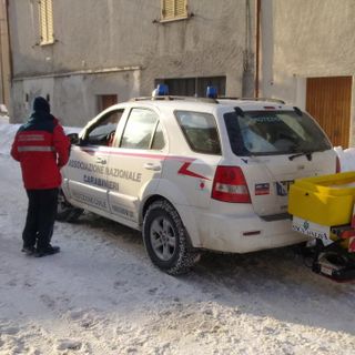 Emergenza neve: l’Associazione Nazionale Carabinieri di Alba è scesa in campo Emergenza neve: l’Associazione Nazionale Carabinieri di Alba è scesa in campo