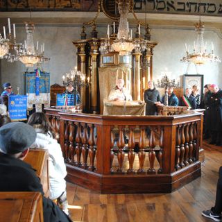 All'interno della sinagoga di Saluzzo (copyright targatocn) All'interno della sinagoga di Saluzzo (copyright targatocn)