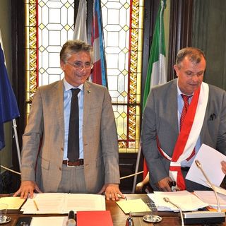 Carlo Bo, dal maggio scorso sindaco di Alba, e il presidente del Consiglio comunale Domenico Boeri