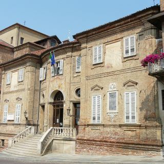 Il Palazzo Comunale di Bra