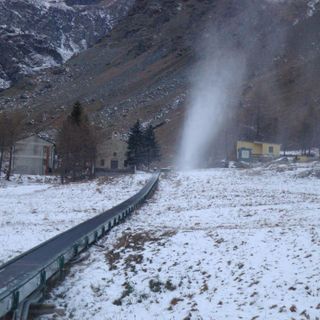 Il cannone sparaneve con il tapis roulant di Pian della Regina