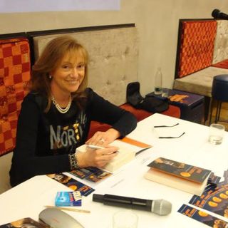 Fulvia Viola, autrice del libro Lune di Rame Fulvia Viola, autrice del libro Lune di Rame