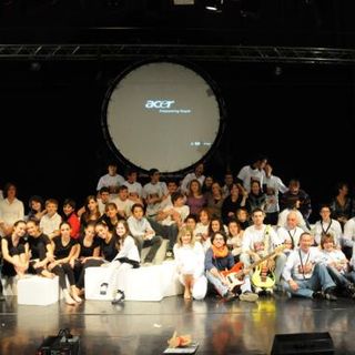 All'Arpino di Bra il musical “Around the Wall – Intorno a quel muro”