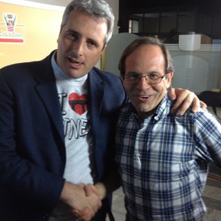 La stretta di mano tra Federico Borgna e Gigi Garelli